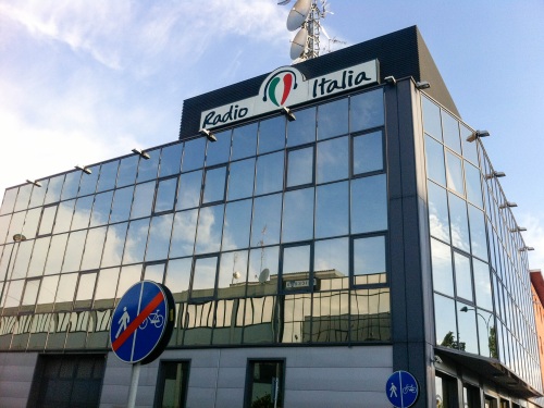 graficaadesivialessandria.com/img/cms/insegne luminose/a cassonetto/grafica-adesivi-alessandria-insegne luminose-19